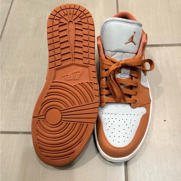 Nike air Jordan 1 low - Picture 6 of 7